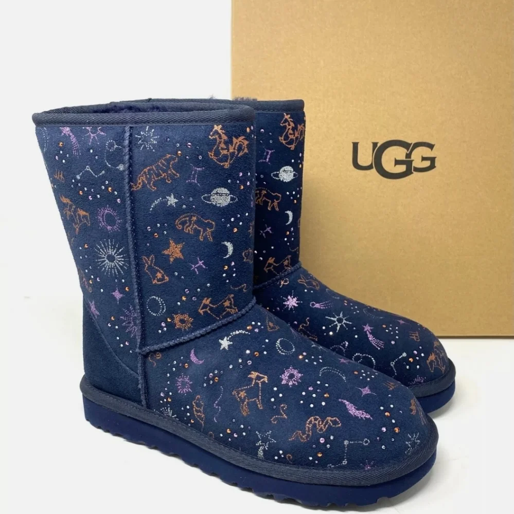 UGG Stary Night Classic Zodiac Short PRICE FIRM - Picture 4 of 8